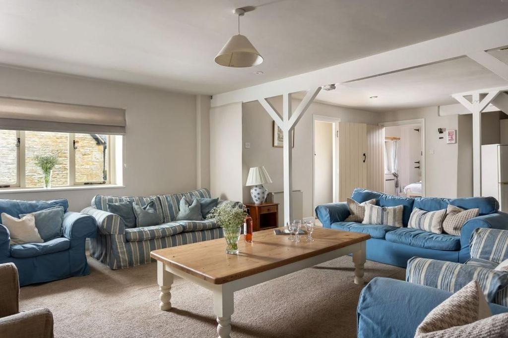Stanway House, 8 Bedroom, 8 Bath Челтнъм Екстериор снимка